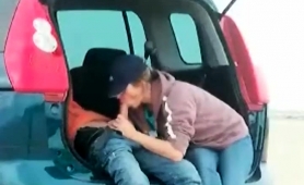 Lustful Amateur Wife Puts Her Sweet Lips To Work On A Dick