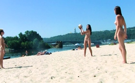 Hot beauty nudists girls both have such sexy fucking butts