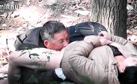 Mature Wife Gets Her Pussy Licked And Fucked In The Woods